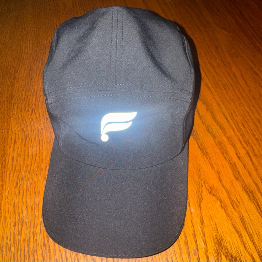 Fabletics Black Cap